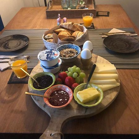 Het Opgemaakte Bed Bed & Breakfast Haps ภายนอก รูปภาพ